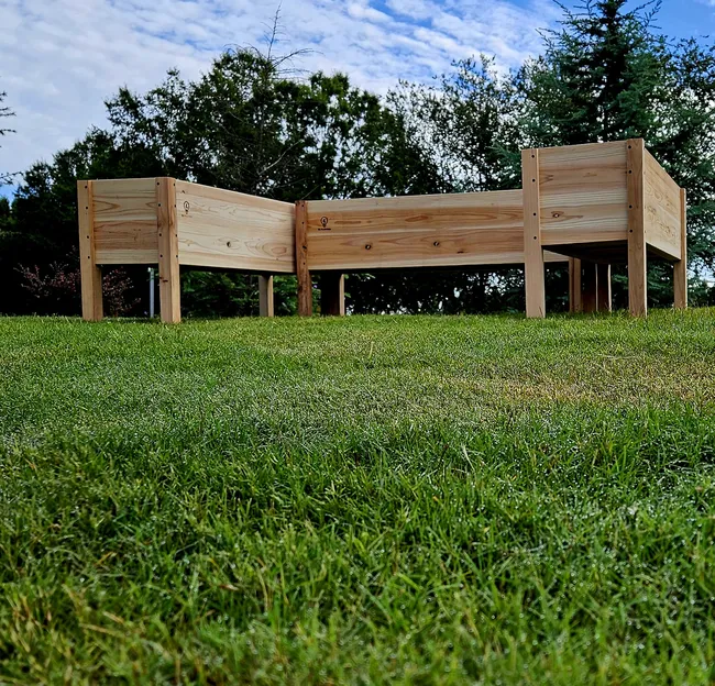 Cedar Raised Garden Beds: Natural Beauty & Long-Lasting Strength for Your Garden